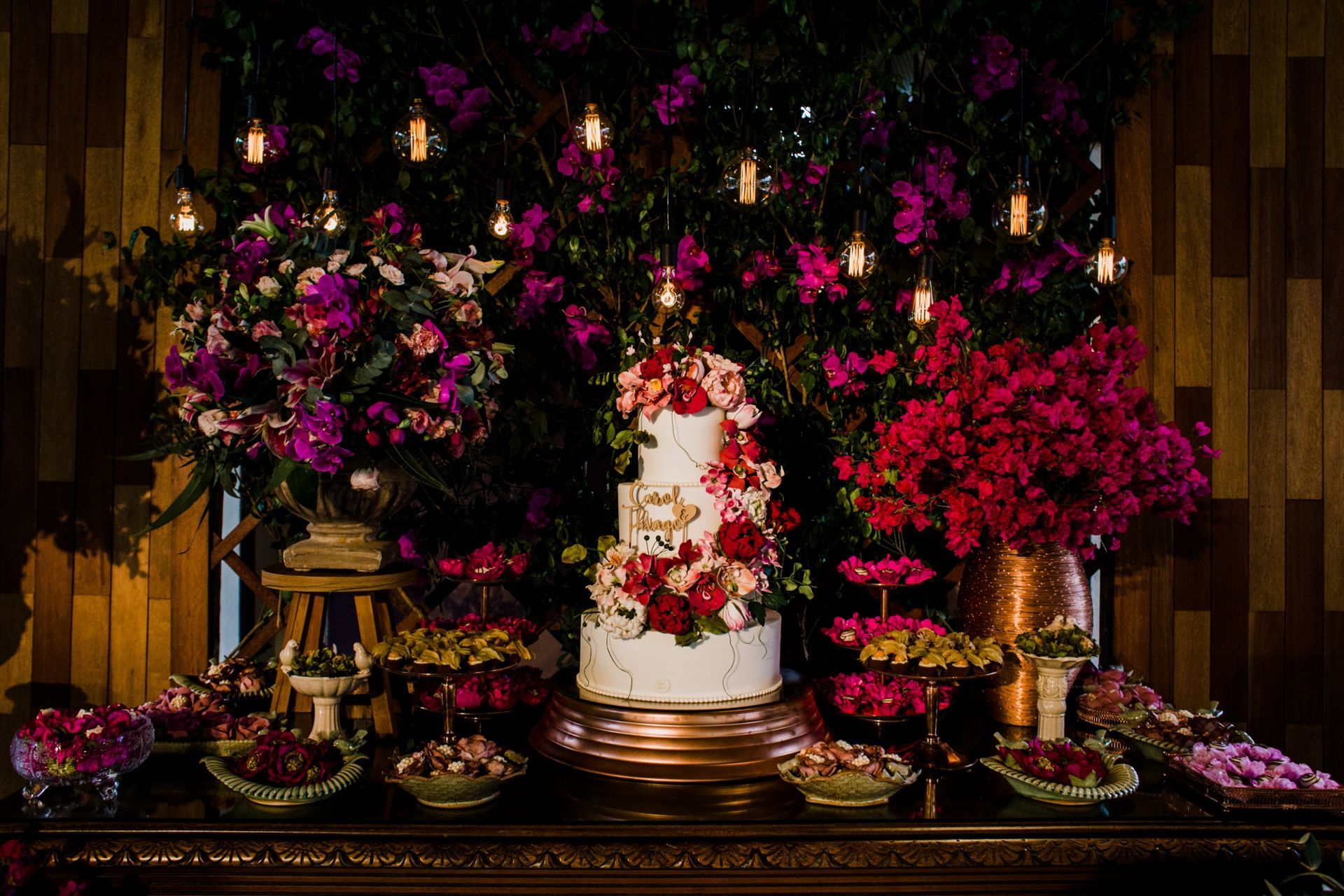 Foto Caroline & Thiago - CASAMENTO - Sitio Meio do Mato Foto Caroline & Thiago - CASAMENTO - Sitio Meio do Mato - Imagem 6