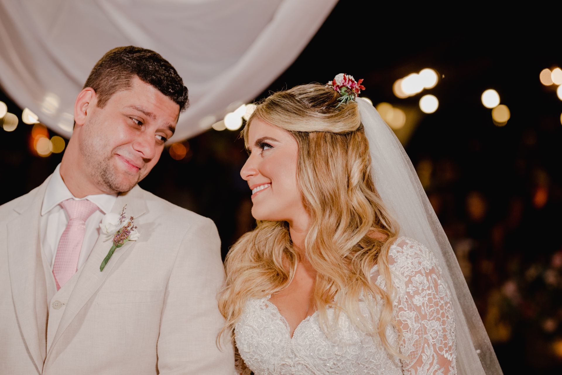 Foto Caroline & Thiago - CASAMENTO - Sitio Meio do Mato Foto Caroline & Thiago - CASAMENTO - Sitio Meio do Mato - Imagem 34