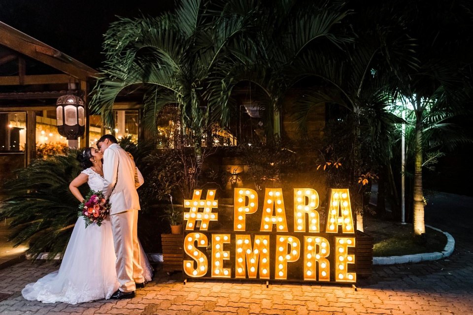 Michelle e Vinícius - CASAMENTO - Sitio das Palmeiras com cerimonia no Sitio Michelle e Vinícius - CASAMENTO - Sitio das Palmeiras com cerimonia no Sitio