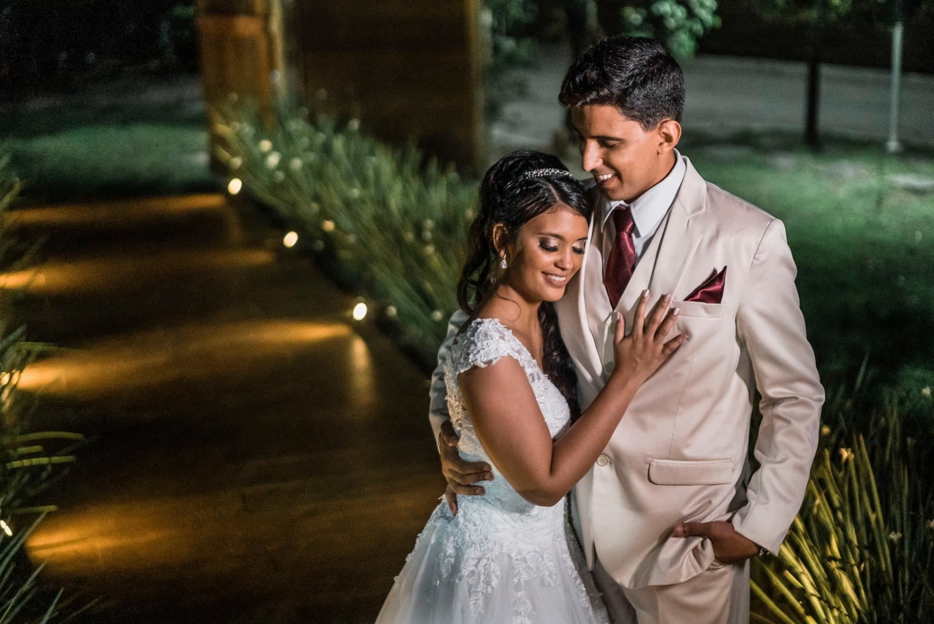 Foto Michelle e Vinícius - CASAMENTO - Sitio das Palmeiras com cerimonia no Sitio Foto Michelle e Vinícius - CASAMENTO - Sitio das Palmeiras com cerimonia no Sitio - Imagem 30
