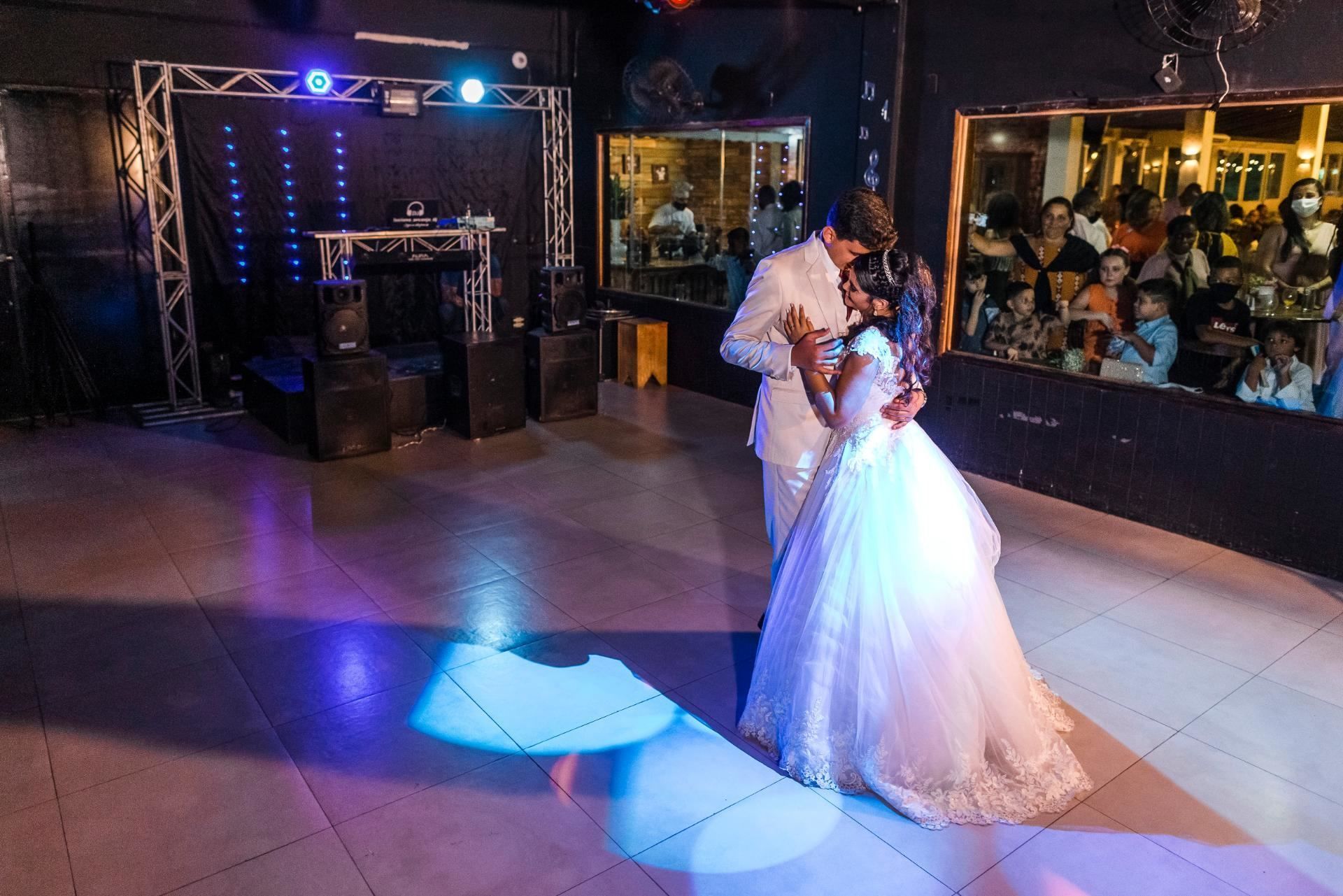 Foto Michelle e Vinícius - CASAMENTO - Sitio das Palmeiras com cerimonia no Sitio Foto Michelle e Vinícius - CASAMENTO - Sitio das Palmeiras com cerimonia no Sitio - Imagem 33