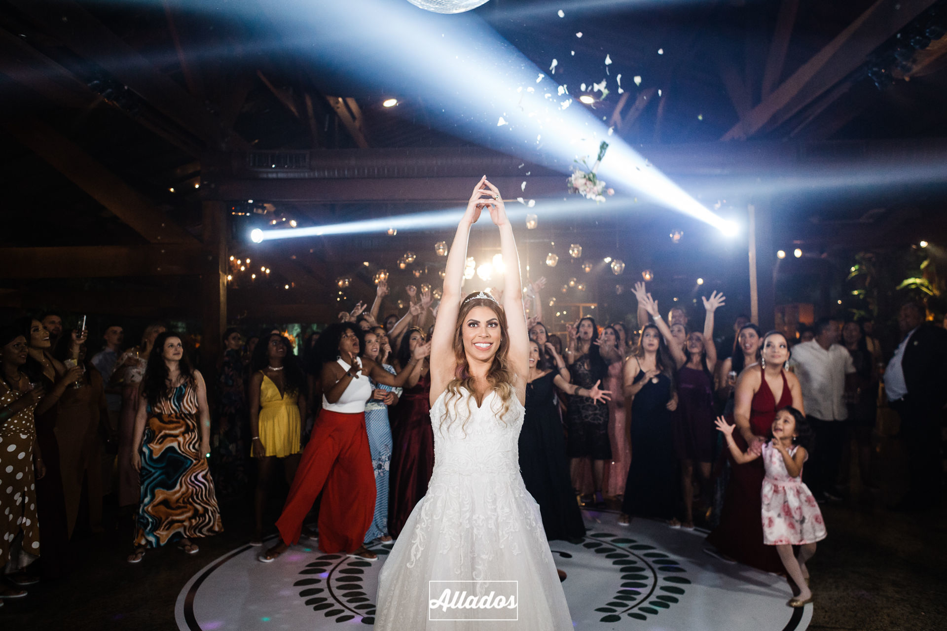 Foto Isabella e Luiz - Casamento Luz do Dia - Vale dos Sonhos Foto Isabella e Luiz - Casamento Luz do Dia - Vale dos Sonhos - Imagem 2