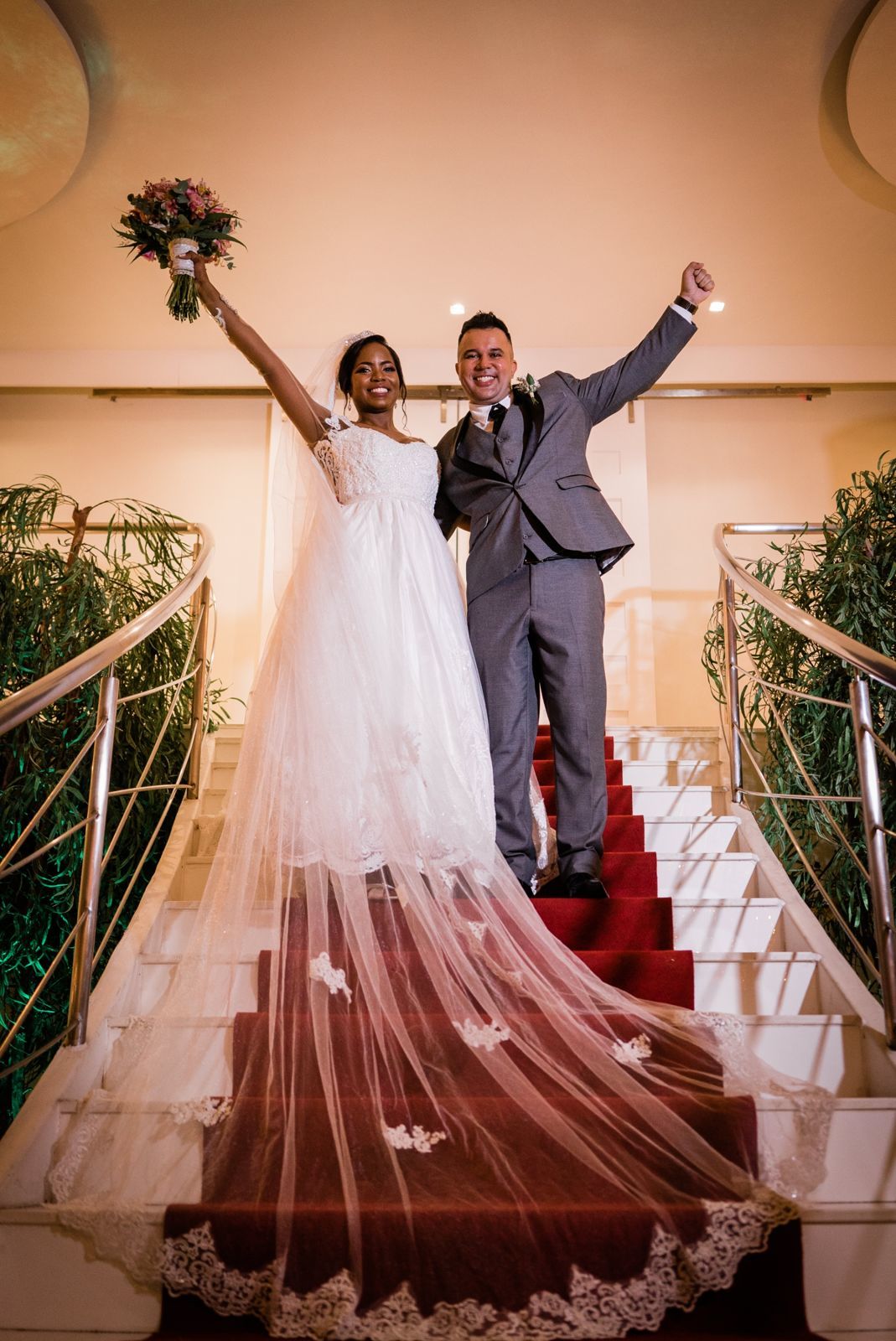 Foto MARIANA & ROBSON - CASAMENTO CLÁSSICO - COLISEUM EVENTOS - SULACAP Foto MARIANA & ROBSON - CASAMENTO CLÁSSICO - COLISEUM EVENTOS - SULACAP - Imagem 42