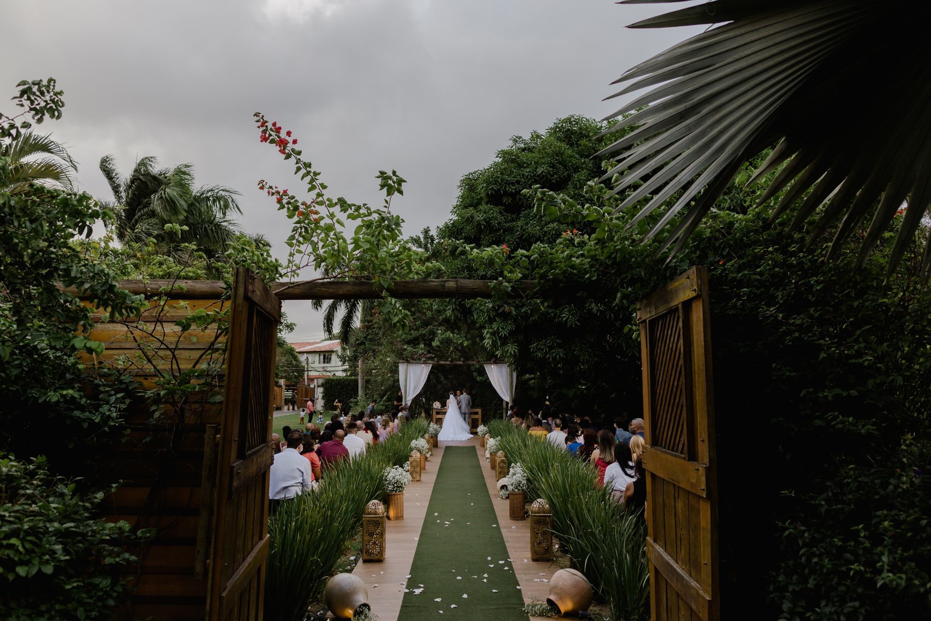 Foto SABRINA E JONATA - CASAMENTO NO SÍTIO DAS PALMEIRAS - CAMPO GRANDE - RJ Foto SABRINA E JONATA - CASAMENTO NO SÍTIO DAS PALMEIRAS - CAMPO GRANDE - RJ - Imagem 57